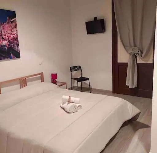 Romeo E Giulietta Апартаменты Трапани